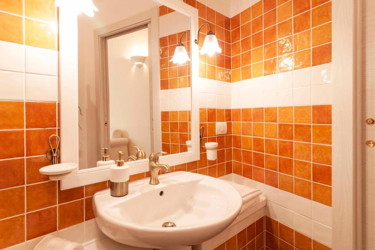 Sant'Arpino 26 - Elegant Flats In Naples 아파트 외부 사진