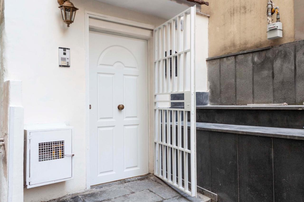 Sant'Arpino 26 - Elegant Flats In Naples 아파트 외부 사진