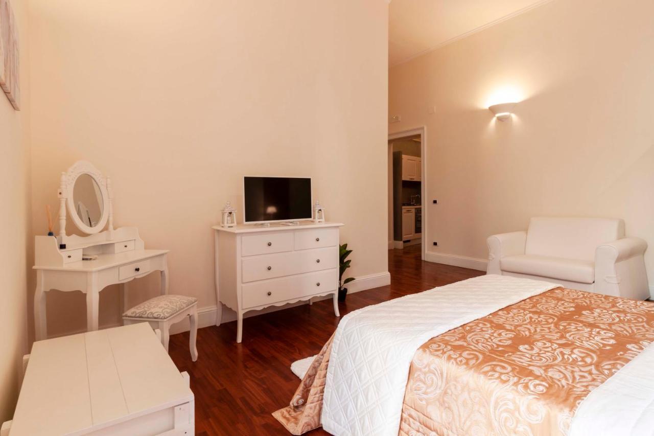 Sant'Arpino 26 - Elegant Flats In Naples 아파트 외부 사진