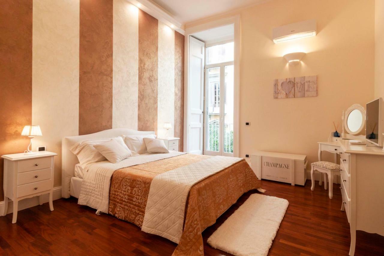 Sant'Arpino 26 - Elegant Flats In Naples 아파트 외부 사진